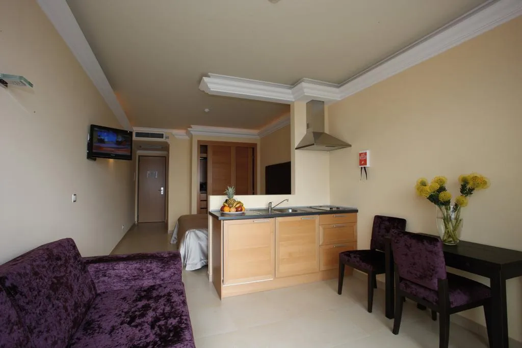 STUDIO SEA VIEW WITH BALCONY Room, Hotel Apartamentos Baia Brava, Madeira