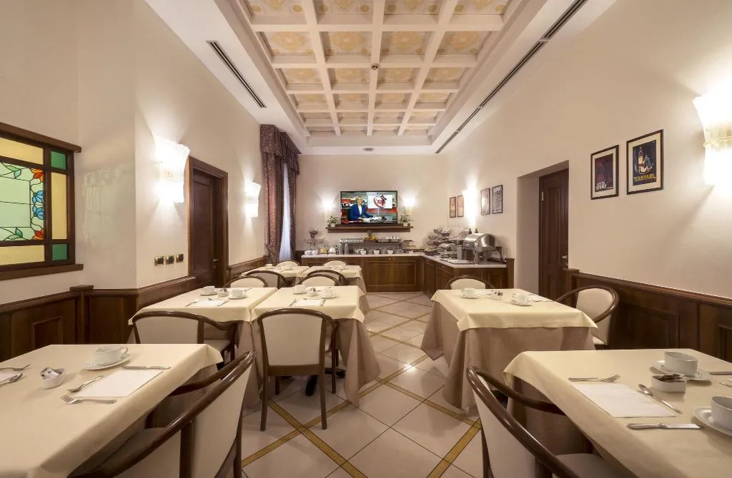 Restaurant, Lancaster Hotel, Milan
