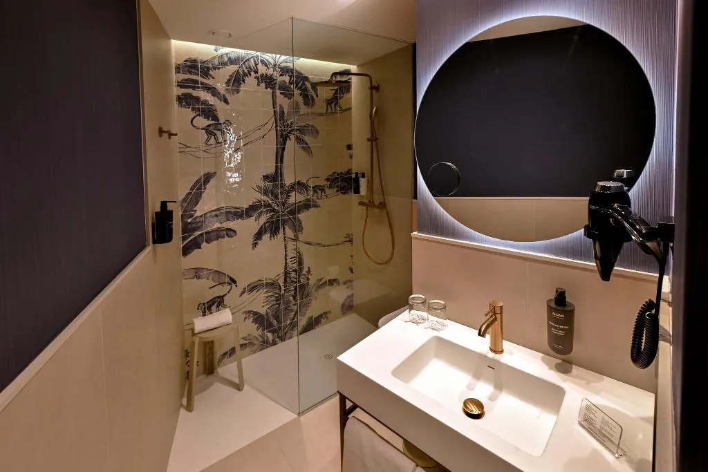 JUNIOR SUITE STANDARD Room, Sercotel Sevilla Don Luciano, Seville