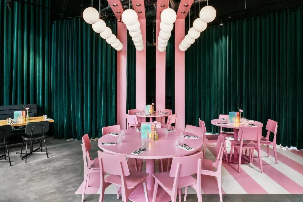 Restaurant, The Social Hub Groningen, Amsterdam