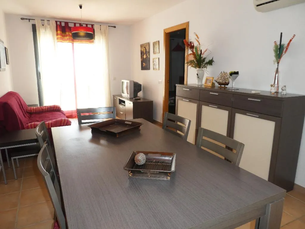 APARTMENT CAPACITY 6 TWO BEDROOMS Room, Apartamentos Font Nova 3000, Valencia