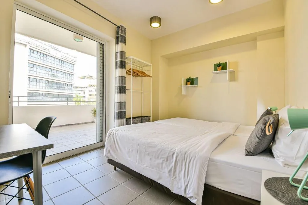 Room, Athens Way Lofts, Athens