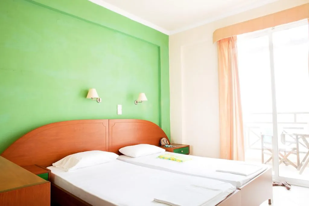 STUDIO CAPACITY 3 Room, Porto Kalamaki, Crete