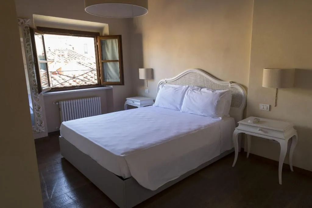 Room, Martelli 6 Suites And Apartments, Florence