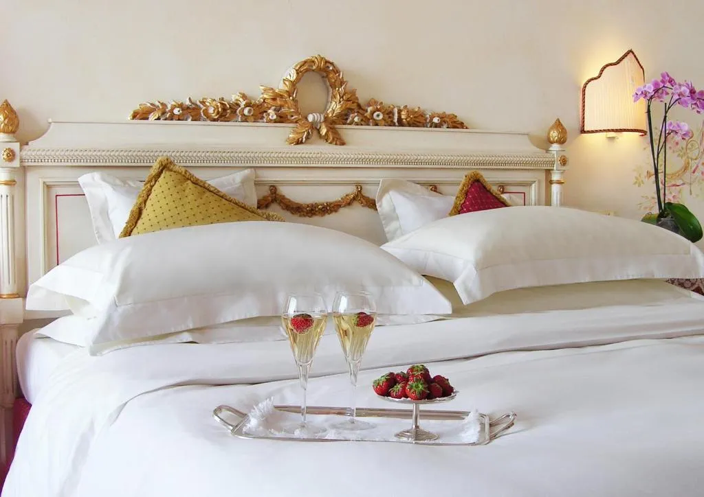 JUNIOR SUITE LAKE VIEW Room, Villa e Palazzo Aminta, Milan