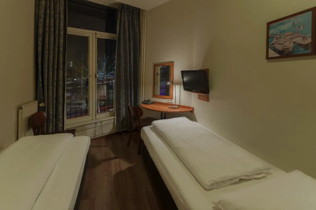 Double or Twin STANDARD Room, A-train, Amsterdam