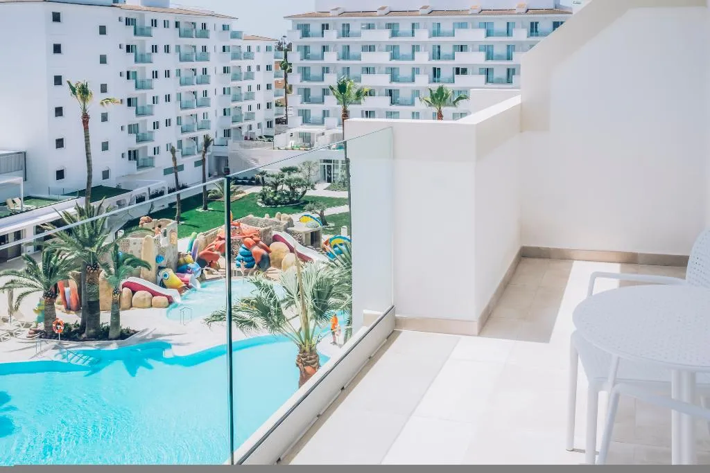 Room, Iberostar Waves Alcudia Park, Majorca