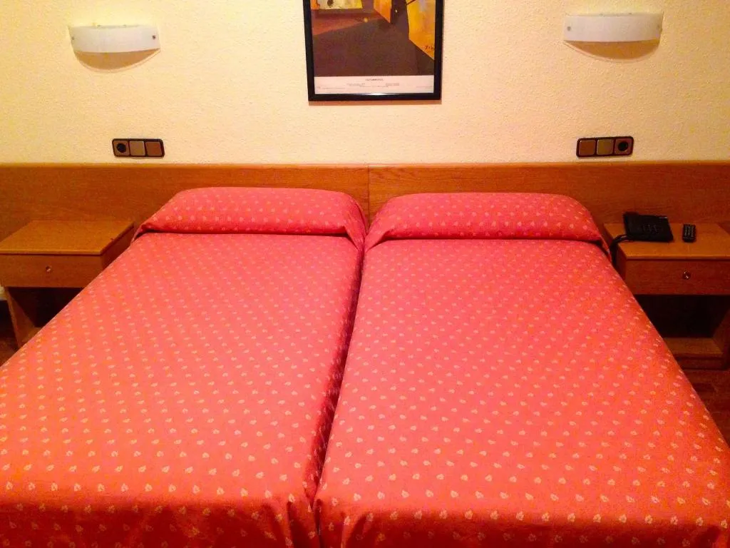 Room, Studios Pelayo, Barcelona