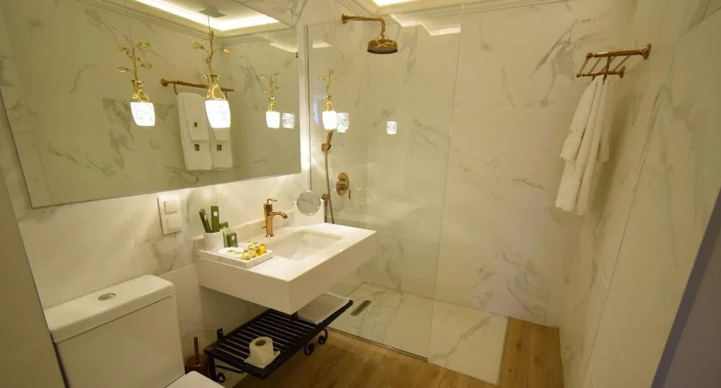 Room, Therma Palace, Varna