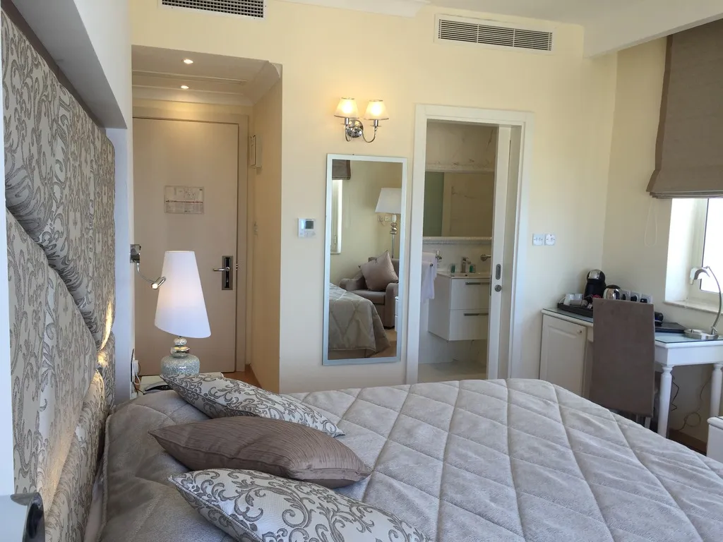 Room, Osborne Hotel, Malta