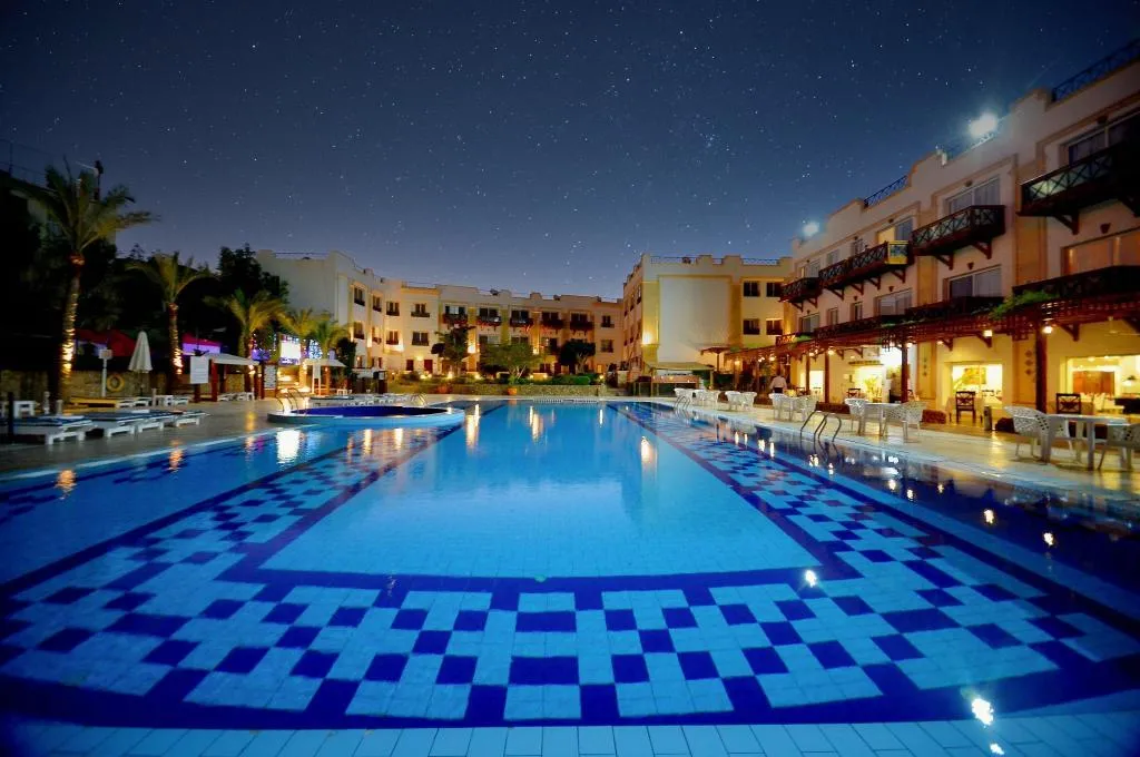 Pool, Falcon Naama Star Hotel, Red Sea Riviera