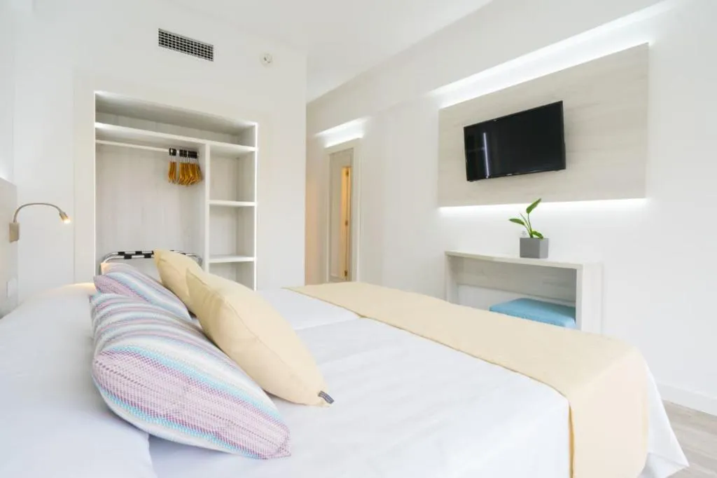 Room, BelleVue Vistanova, Majorca