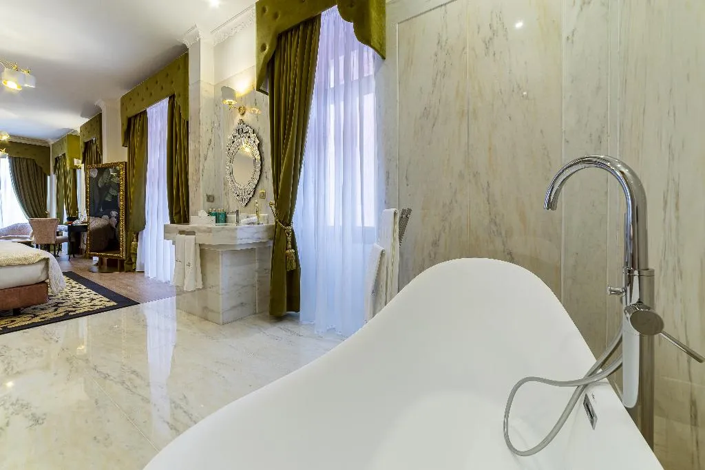 JUNIOR SUITE STANDARD Room, Sintra Marmoris Camélia, Lisbon