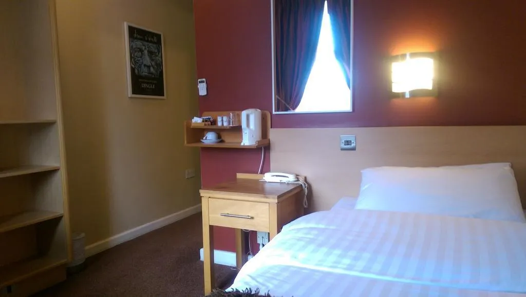SINGLE STANDARD Room, Harding, Dublin