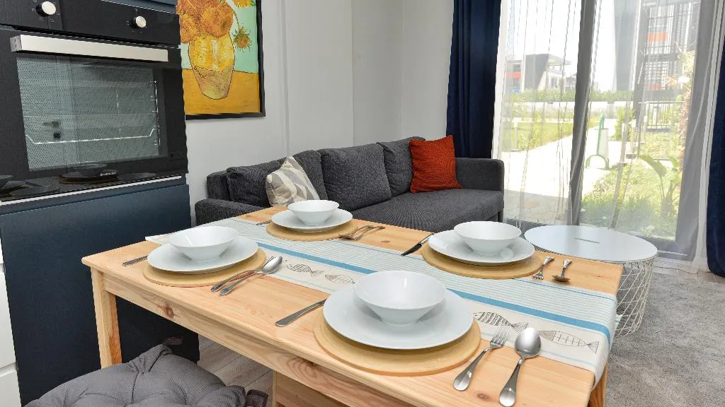 APARTMENT POOL VIEW TWO DOUBLE BEDS Room, C Suites Antalia, Antalya