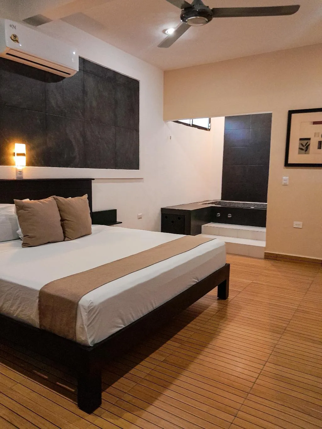 SUITE SUPERIOR KING BED Room, Hotel Zibahun, Cancun Area
