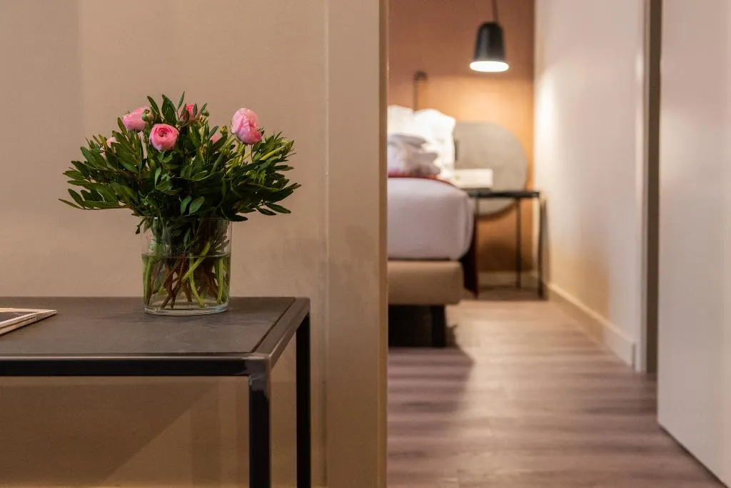 QUADRUPLE STANDARD Room, Atenea Rekord Suites, Barcelona