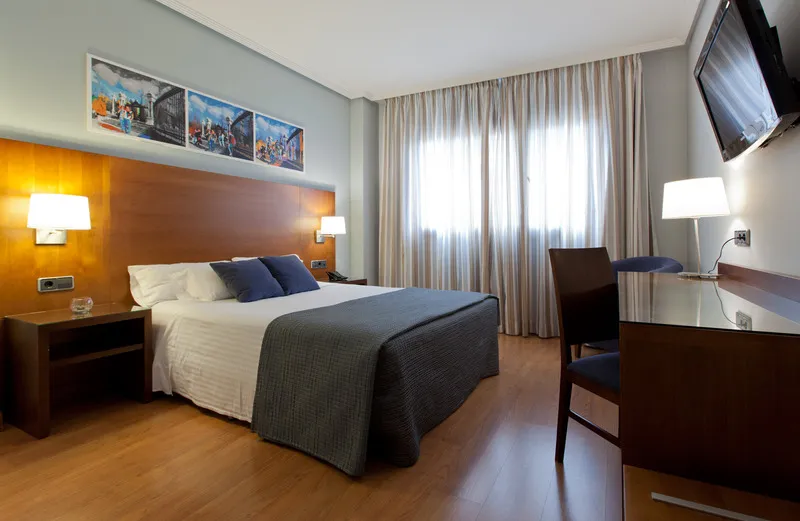 Room, Avant Aeropuerto (122197), Madrid