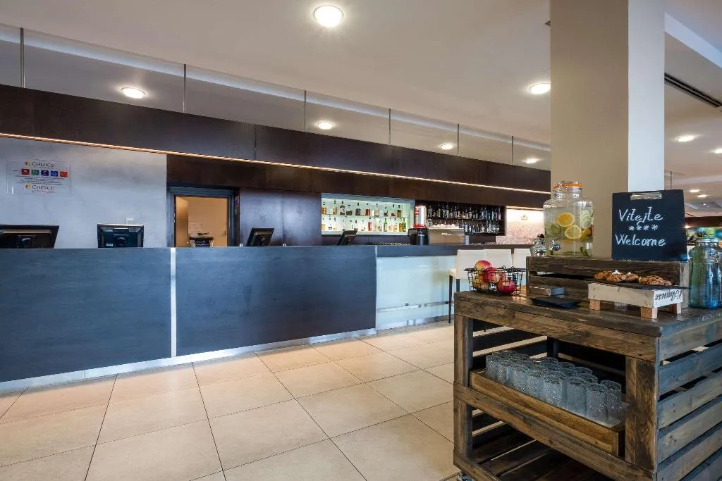 Bar, Quality Hotel Ostrava City, Prague