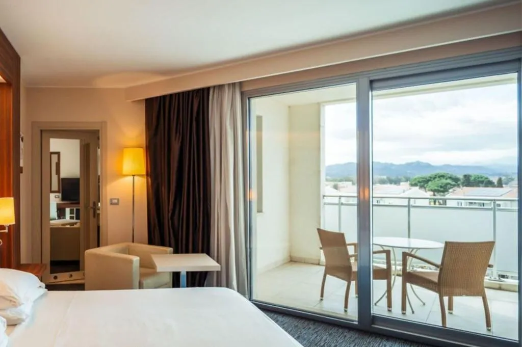 DOUBLE KING SIZE BED Room, Delta Hotels By Marriott Olbia Sardinia, Olbia