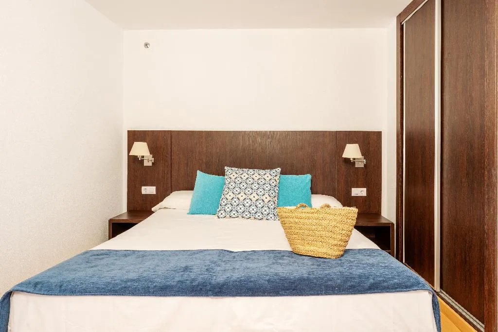 APARTMENT TWO BEDROOMS Room, Aparthotel Ona Palamos, Costa Brava