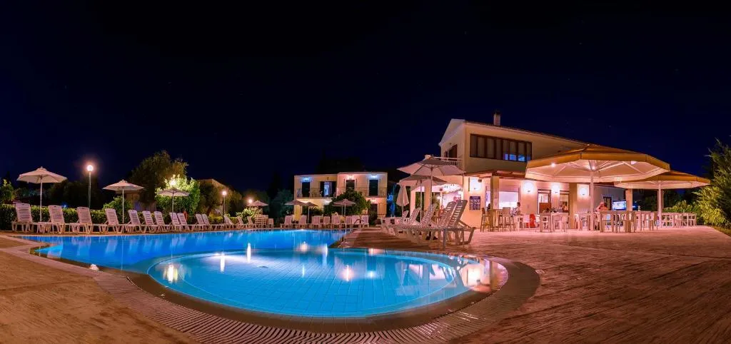 Pool, Yianetta Hotel Apartments, Corfu