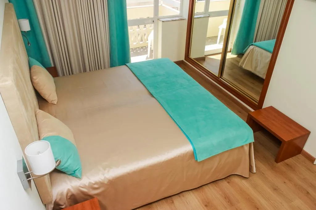 Double or Twin CLASSIC Room, Baía Beach Hotel, Algarve