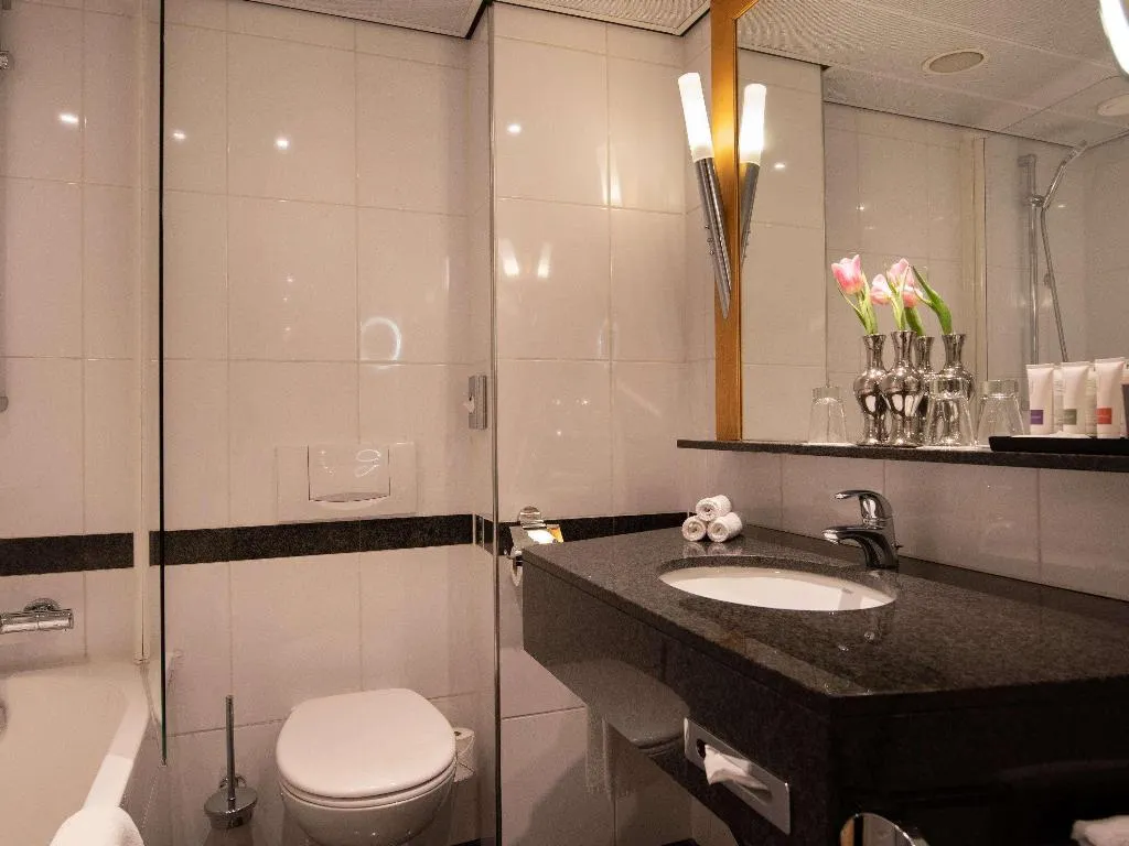 Room, Swissotel Amsterdam, Amsterdam