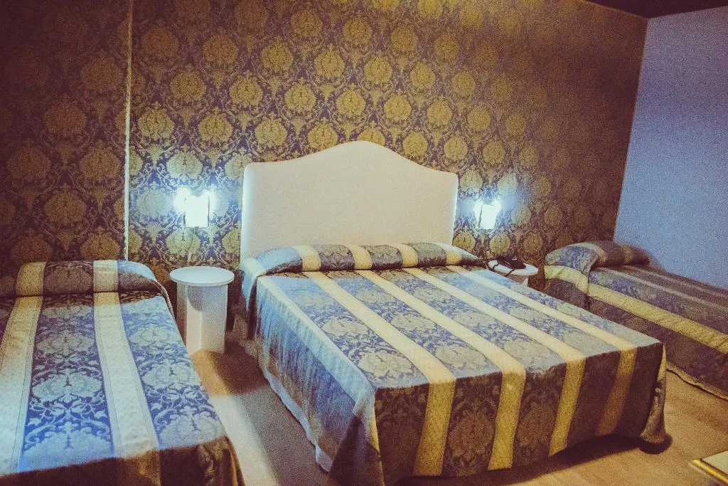 FAMILY ROOM DELUXE Room, Laerte Palace Hotel, Venice
