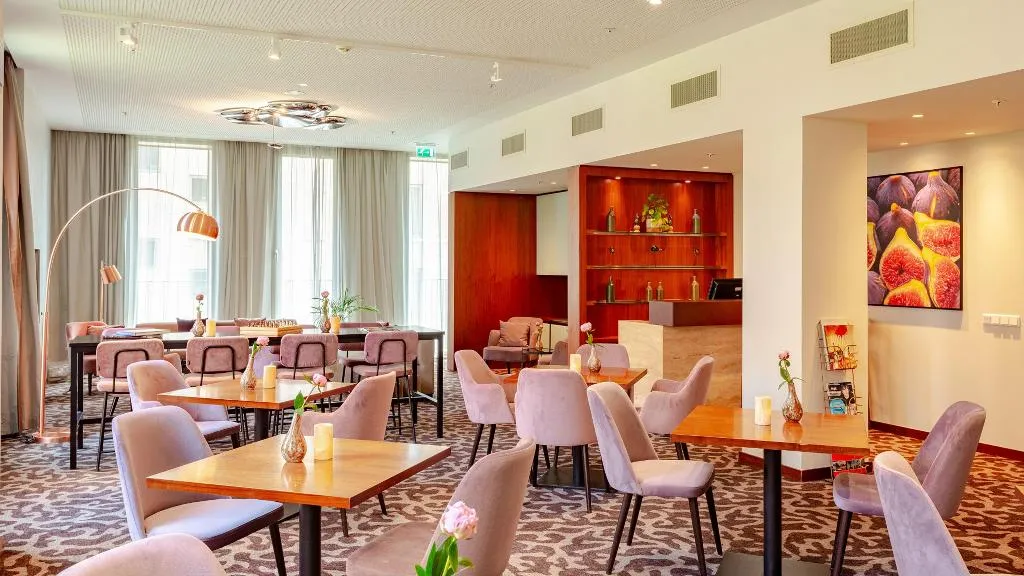 General view, Crowne Plaza Amsterdam-South, Amsterdam