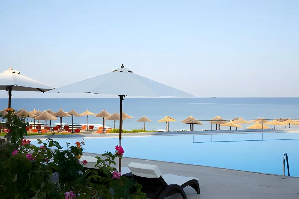 Pool, Istion Club & Spa, Thessaloniki