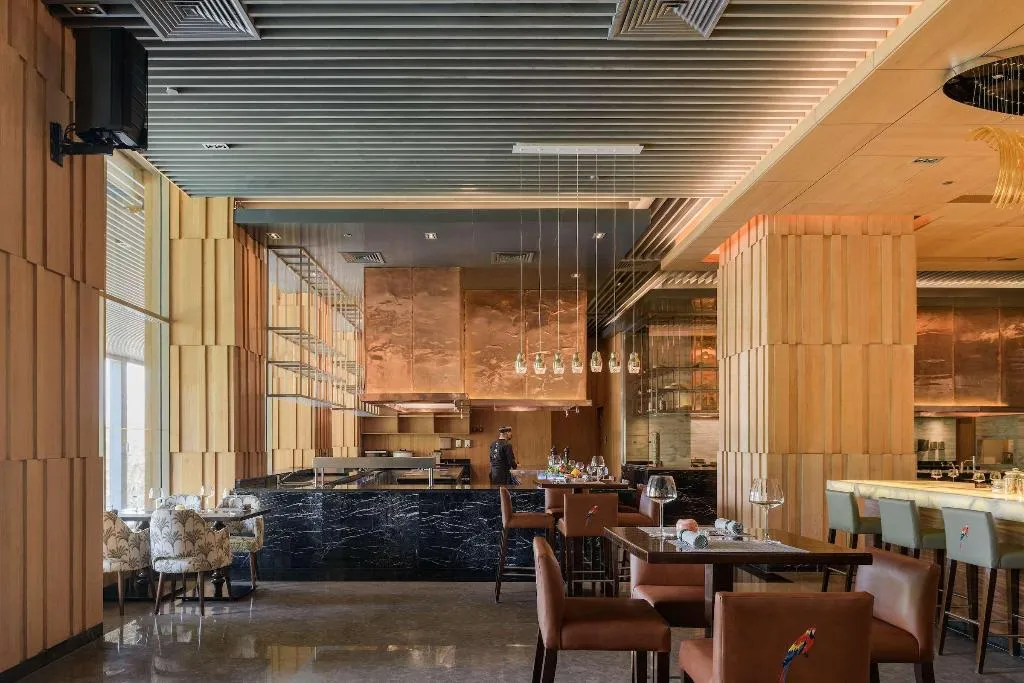 Restaurant, Dusit Thani LakeView Cairo, Cairo
