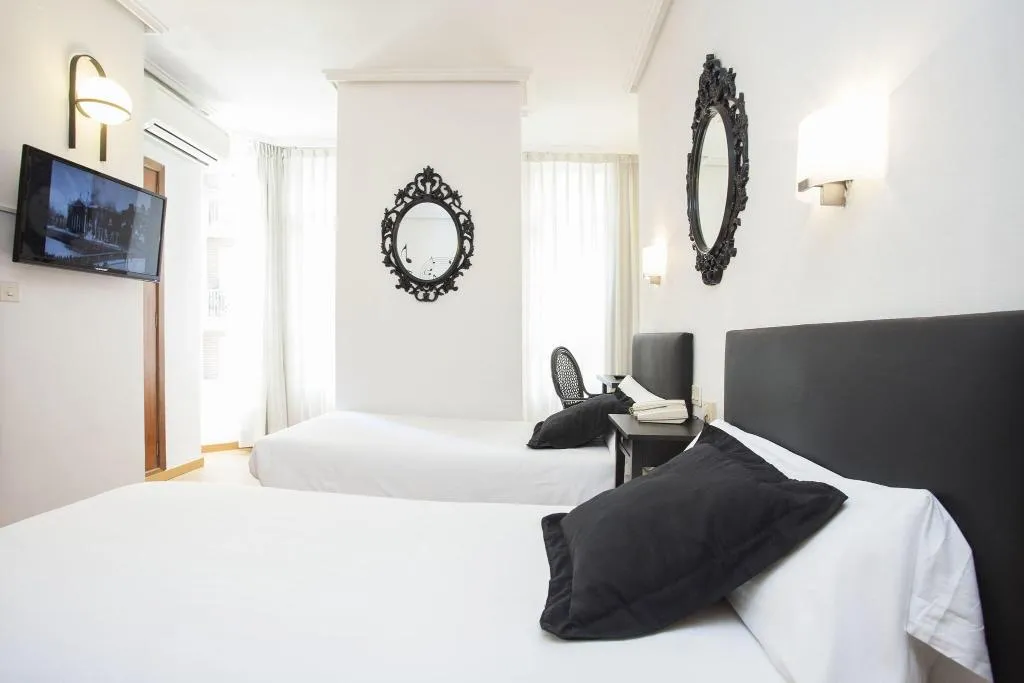 DOUBLE STANDARD Room, Casual de la Música Valencia, Valencia