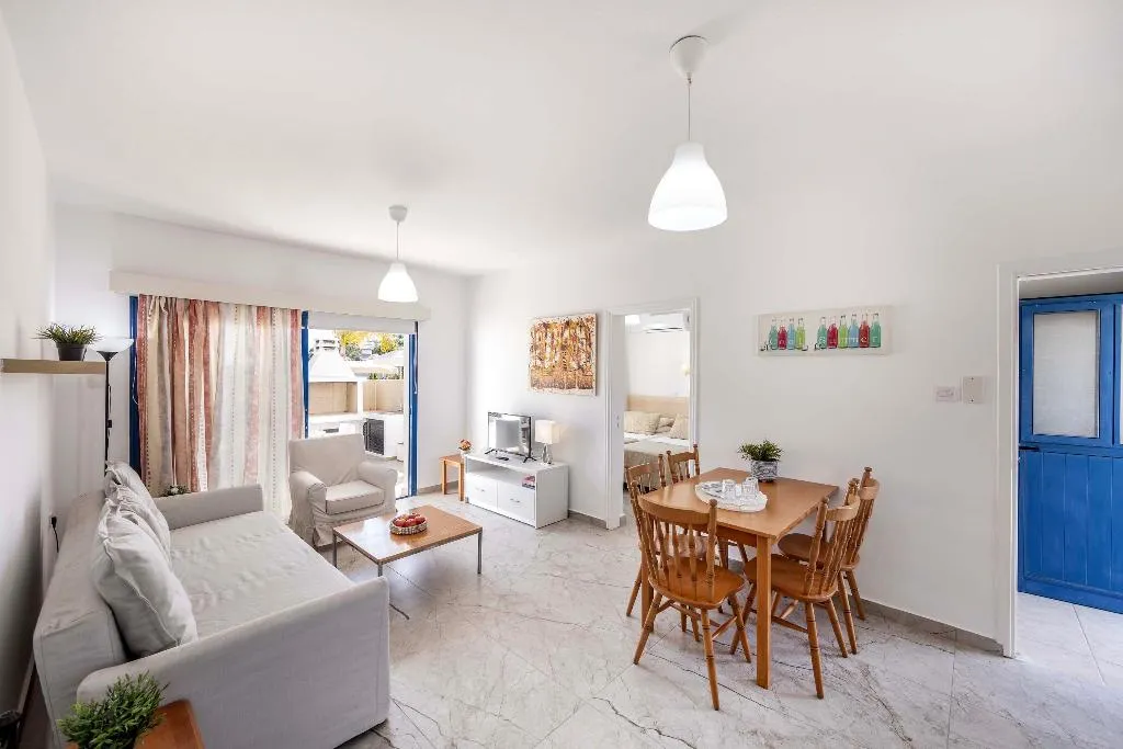 APARTMENT TWO BEDROOMS Room, Flouressia Gardens, Cyprus