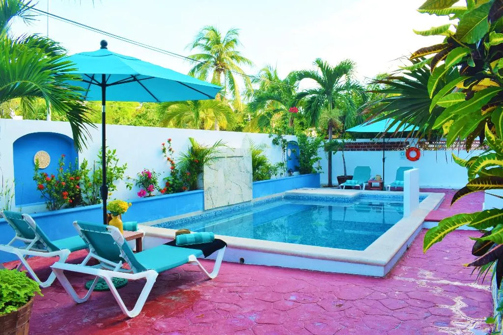 Pool, Corales Suites, Cancun Area