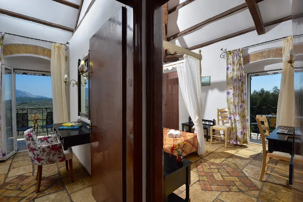 SUITE CAPACITY 5 Room, Fundana Villas, Corfu