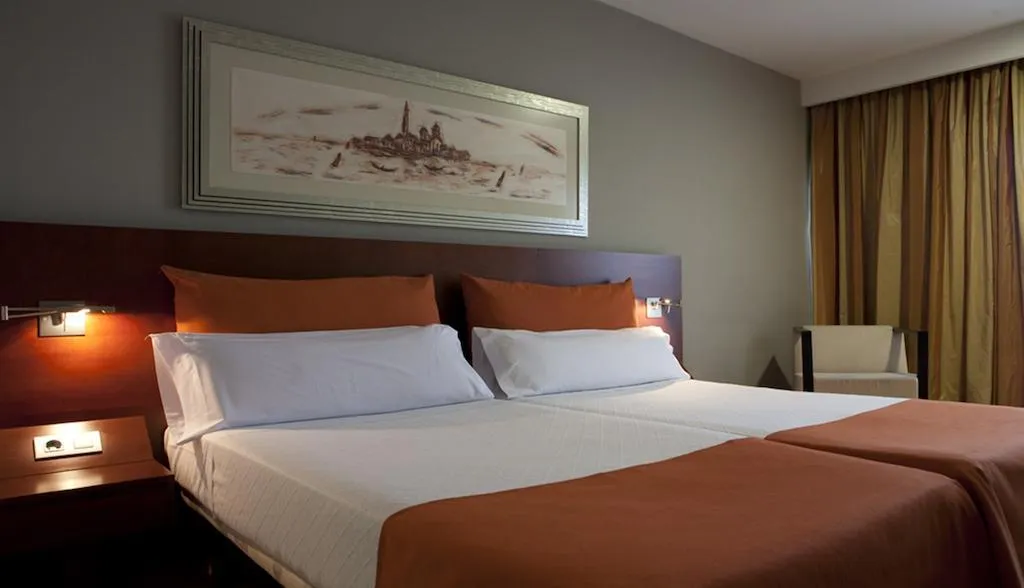DOUBLE SINGLE USE STANDARD Room, Eurohotel Barcelona Granvia Fira, Barcelona