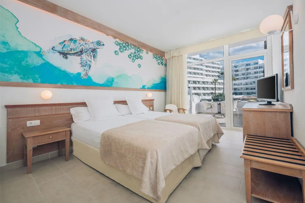 FAMILY ROOM TWO BEDROOMS Room, Iberostar Waves Las Dalias, Tenerife