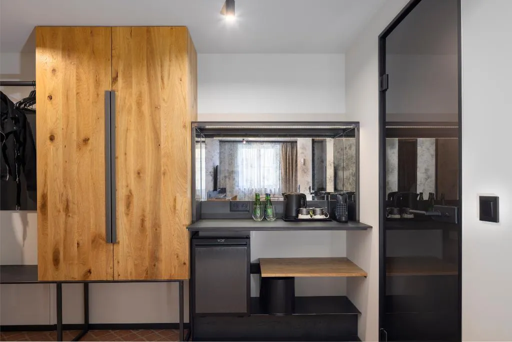 DOUBLE DELUXE Room, Nomadic Urban Premium Suites, Krakow