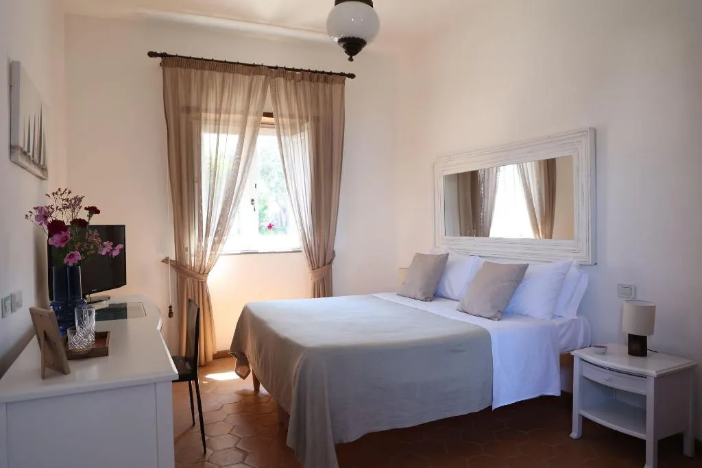 Room, Villa Puolo - With Private Sea Access, Naples