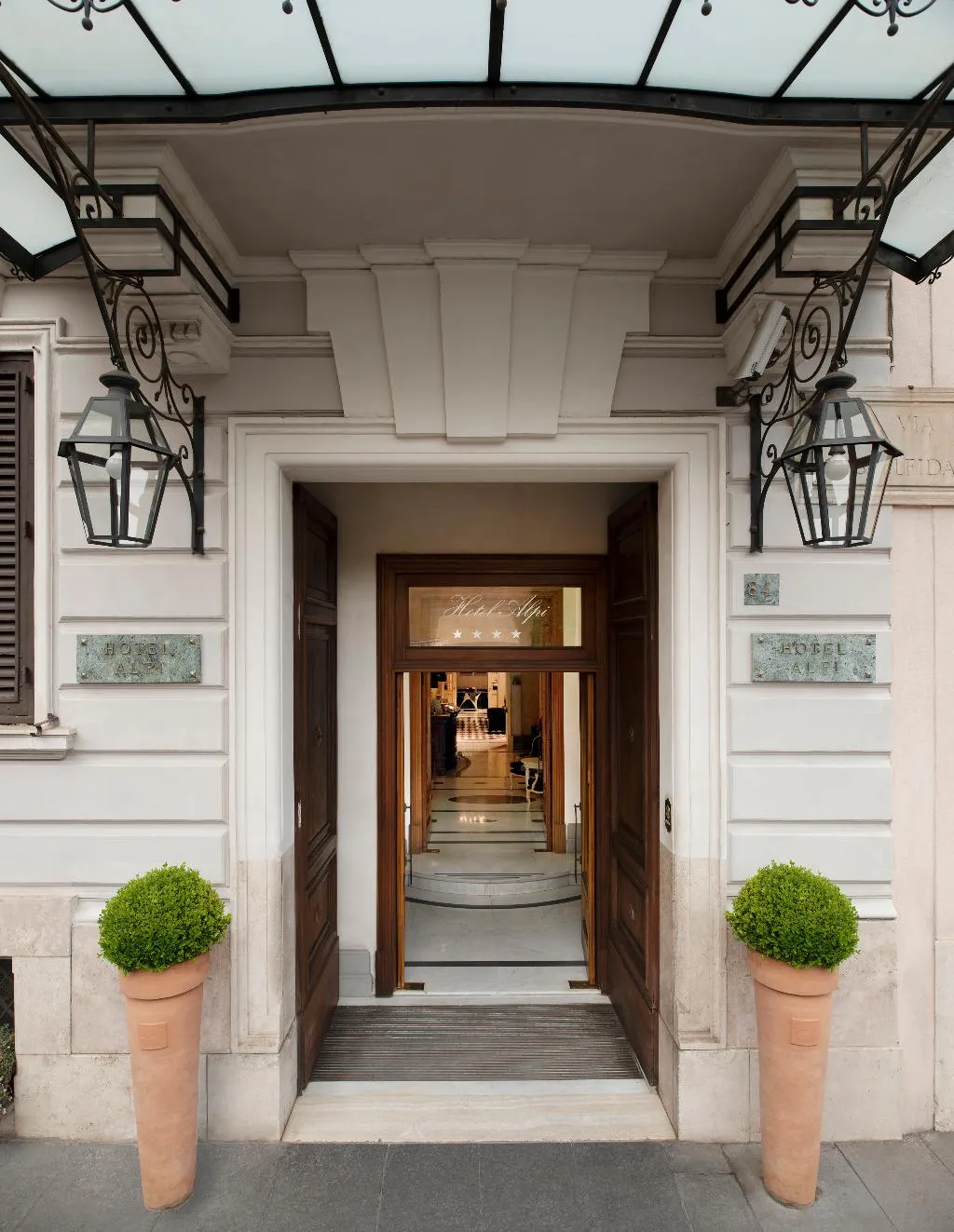 Lobby, Hotel Alpi, Rome