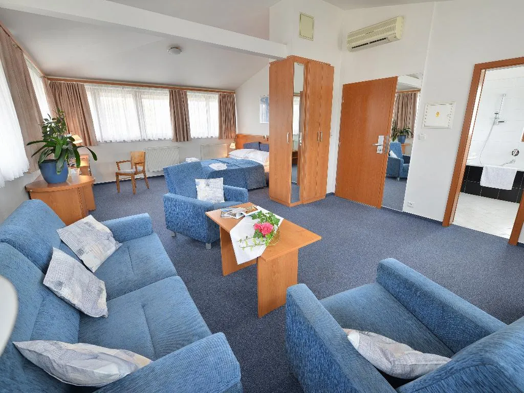 SUITE STANDARD Room, EA hotel Populus, Prague