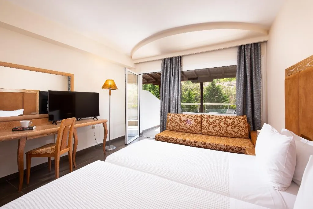 Double or Twin POOL VIEW Room, Alexandros Palace Hotel & Suites, Halkidiki