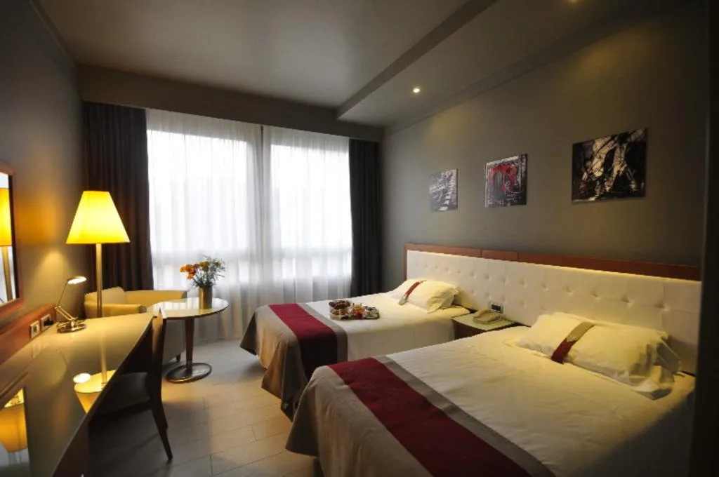 TWIN STANDARD Room, Italiana Hotels Florence, Florence