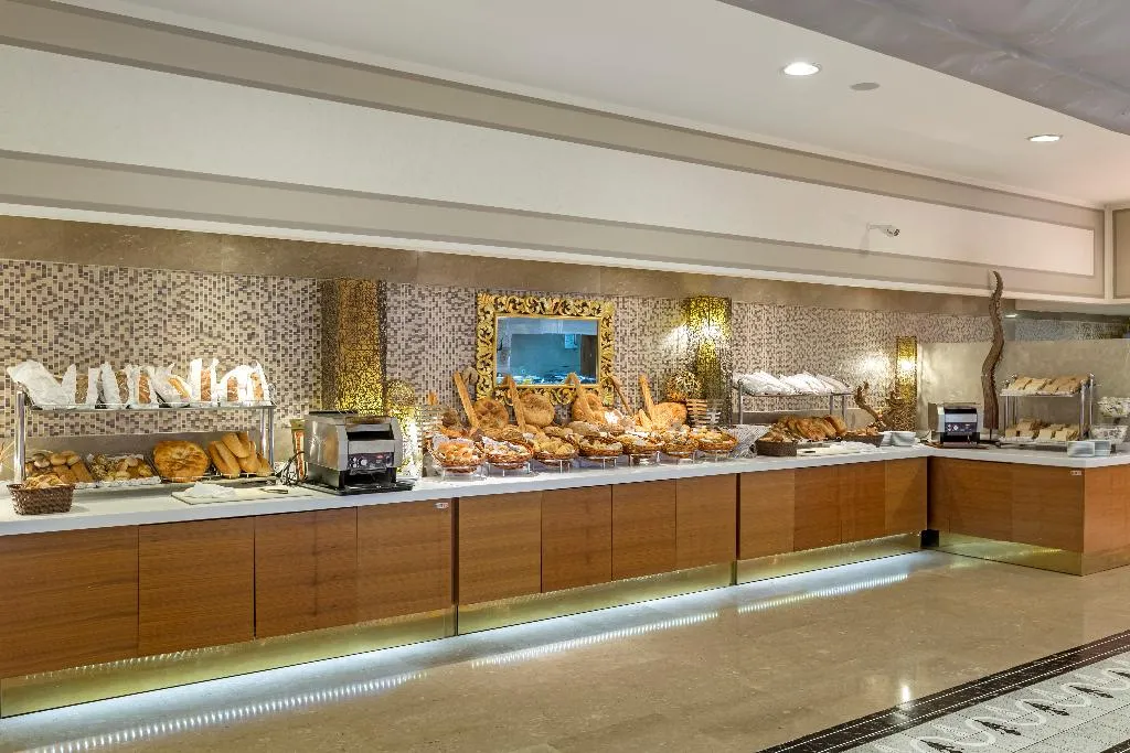 Restaurant, Royal Holiday Palace, Antalya