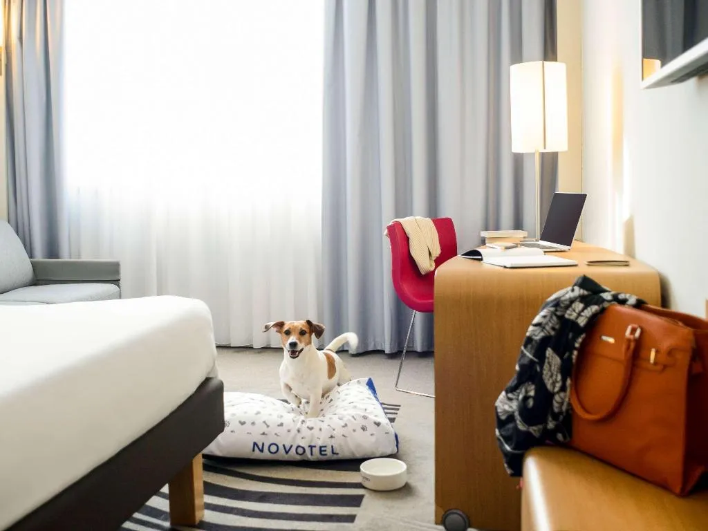 DOUBLE EXECUTIVE KING BED Room, Novotel Milan Malpensa Airport, Milan