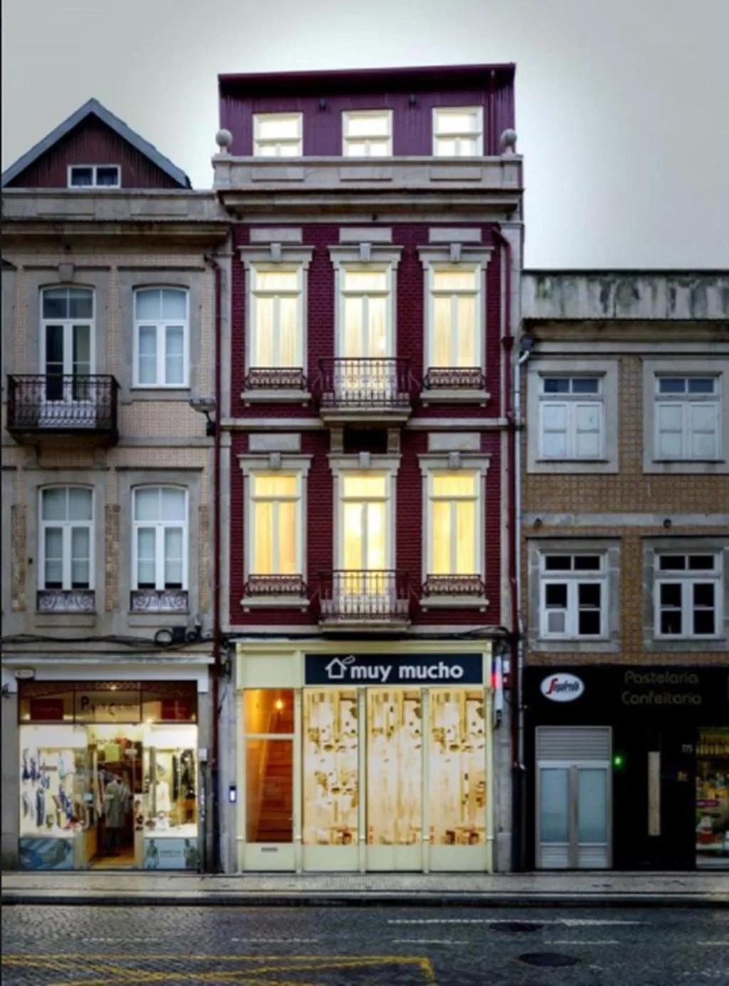 General view, Mercado Dos Poetas, Porto