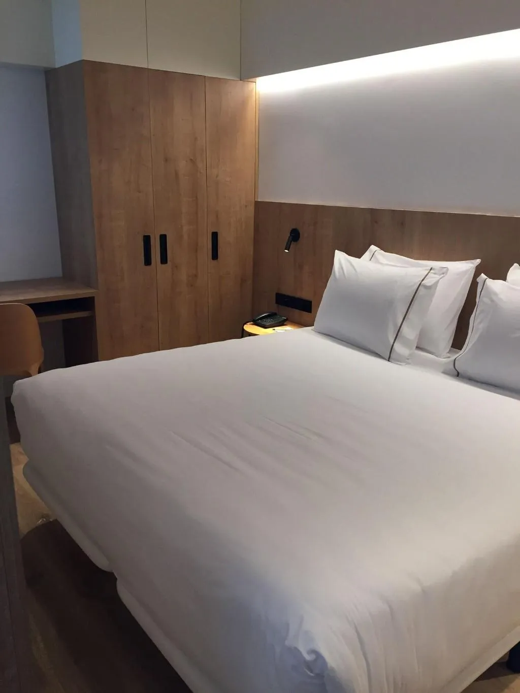 JUNIOR SUITE KING SIZE BED Room, Muralto Madrid Princesa, Madrid