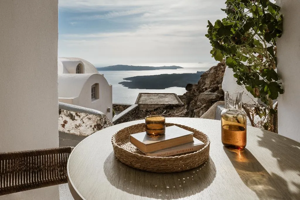 DOUBLE DELUXE Room, Aqua Luxury Suites, Santorini