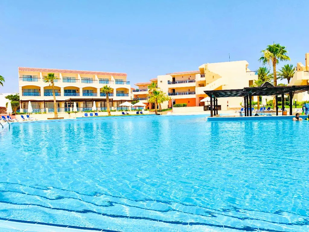 Bar, Ivy Cyrene Island  Aquapark Resort, Red Sea Riviera